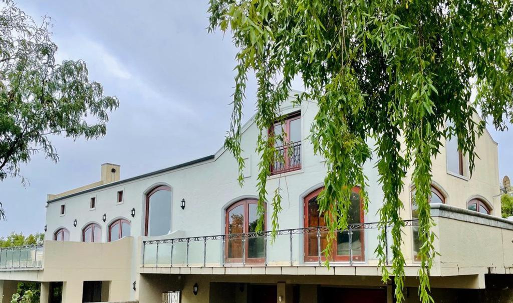 Calais Guest House Franschhoek Exterior photo