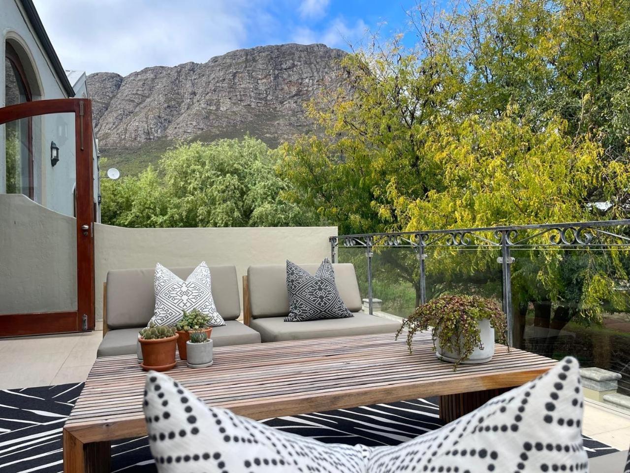 Calais Guest House Franschhoek Exterior photo